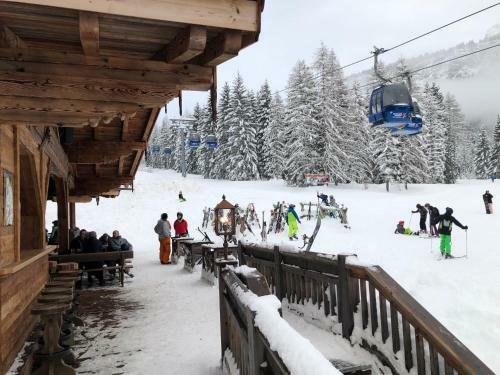 Berghaus Halali - Dein Kleines Hotel An Der Zugspitze