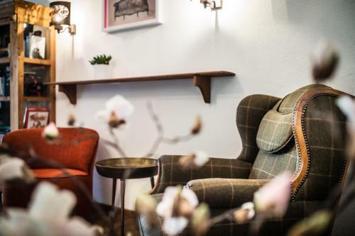 Berghaus Halali - Dein Kleines Hotel An Der Zugspitze