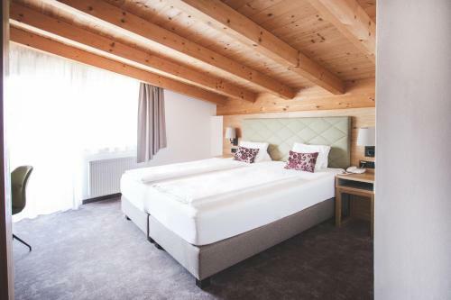 Hotel Der Dolomitenhof - Tristach