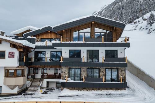 A Casa Rubin Chalet & Studio Resort