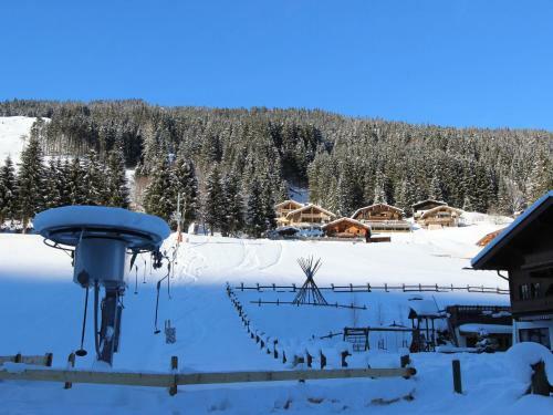 Holiday Home Chalet Hinterlengau 2