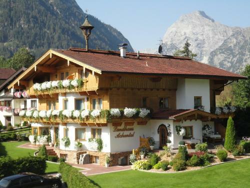 Hostal Landhaus Achental