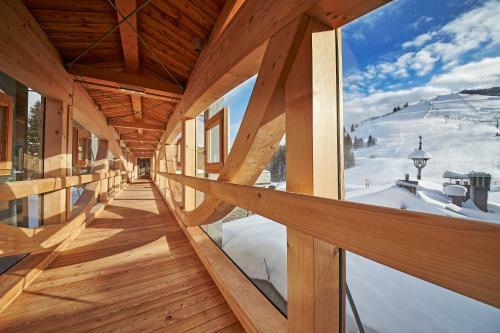 Holzhotel Forsthofalm