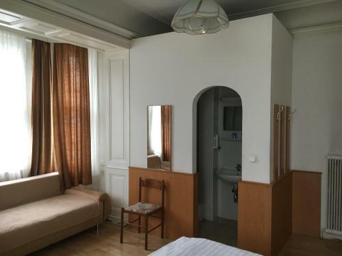 Hostal Pension Ani