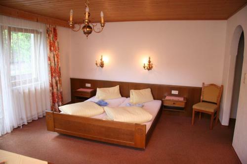 Hostal Pension Aloisl`s Harmonie