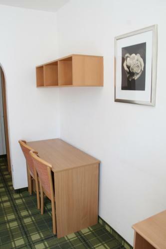 Hostal Snooze Guesthouse