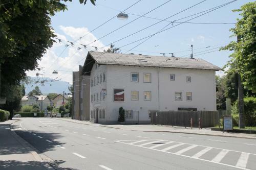 Hostal Snooze Guesthouse