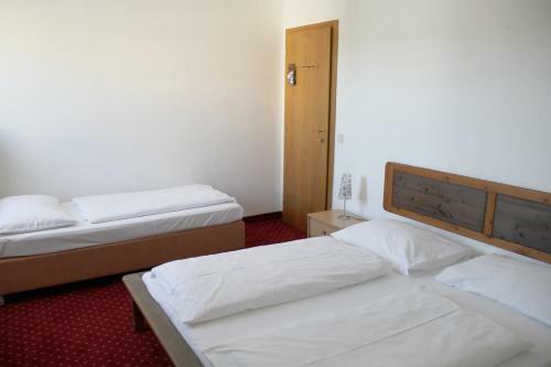 Hostal Snooze Guesthouse