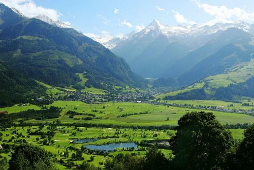 Ski & Golf Apartment Zell Am See