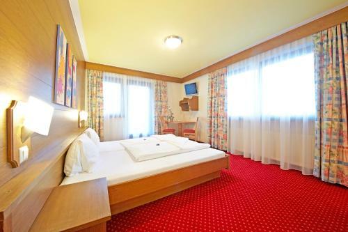 Hotel Heli's B & B