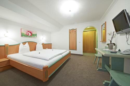 Hotel Heli's B & B