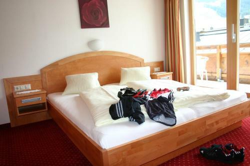 Hotel Heli's B & B