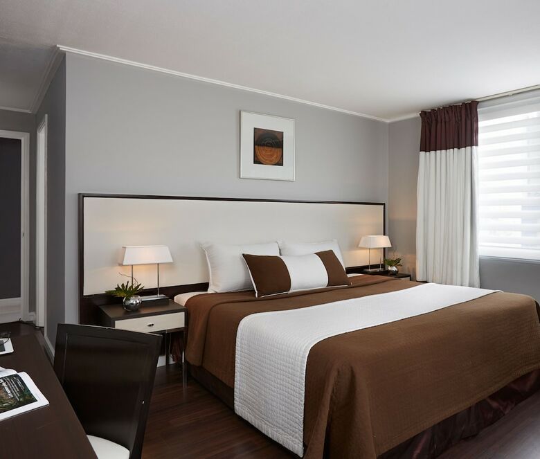 Hotel Astoria Plaza