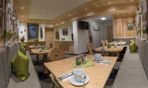 Hostal Apart Garni Sesvenna