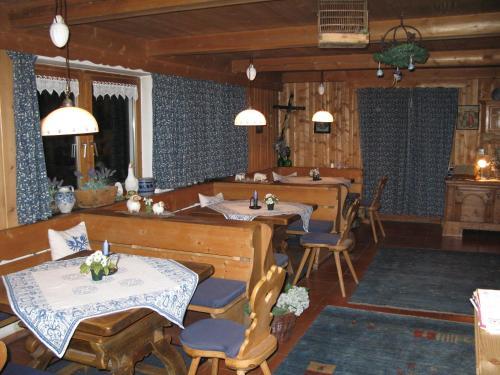 Hostal Adlerhorst