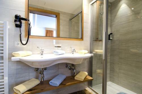Hostal Hotel Garni Persutt
