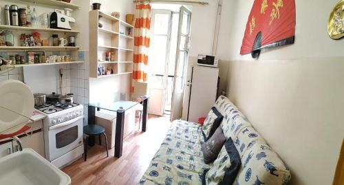 Room In Apartment Kirova 1