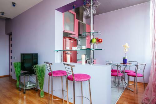 Studio Apartment On Nezavisimosti Square