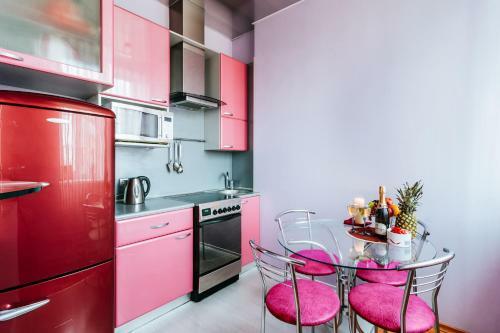 Studio Apartment On Nezavisimosti Square