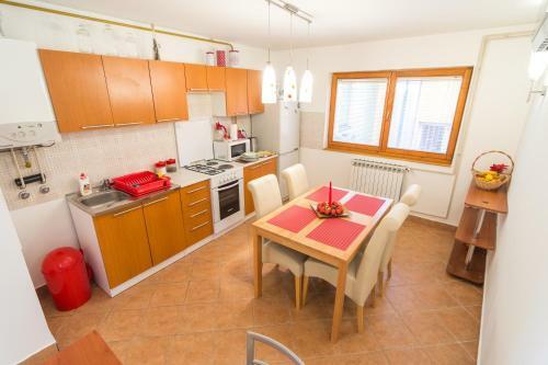 Apartments Dijana