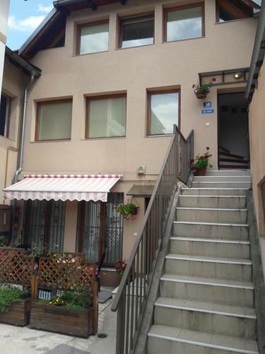 Apartments Dijana