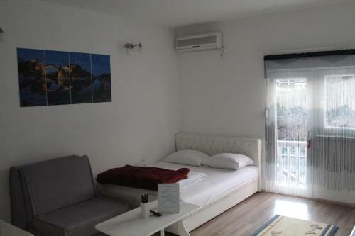 Hostal Apartments Aldi