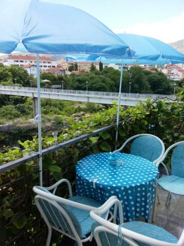 Hostal Elite Guest House