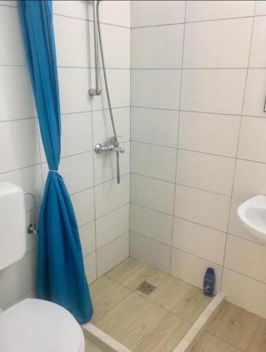 Hostal Guest House Savat