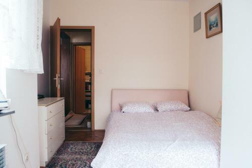 Hostal Buba Guesthouse
