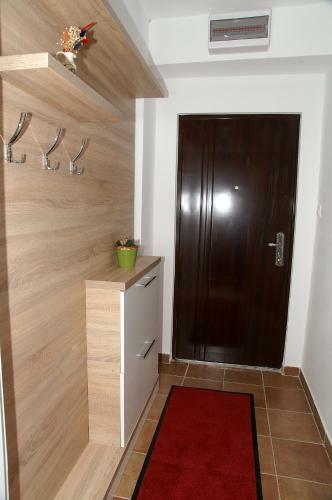 Apartment Max