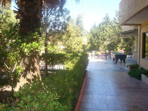 Hotel Achousa Apartments