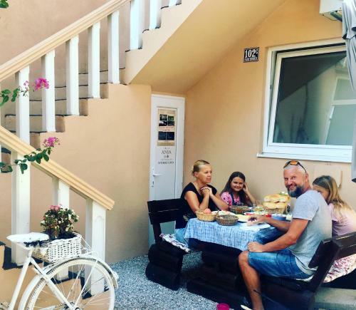 Hostal Pansion Villa Anja