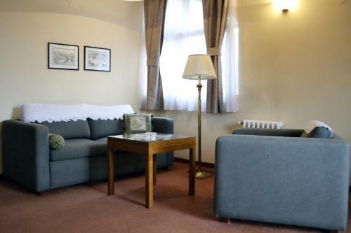 Hostal Ada Hotel