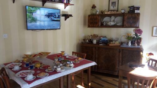 Hostal Ada Hotel