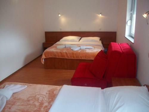 Hostal Pansion ?kegro