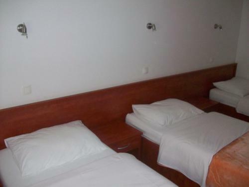 Hostal Pansion ?kegro