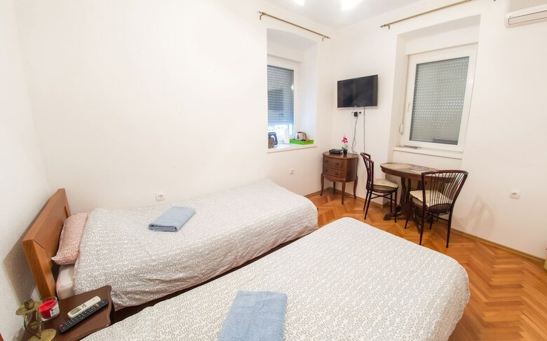 Hostal Little Rock Rooms