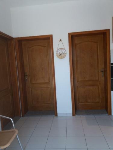 Hostal Apartman Carine