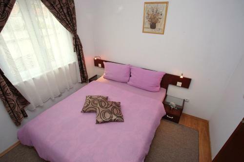 Apartment Adel
