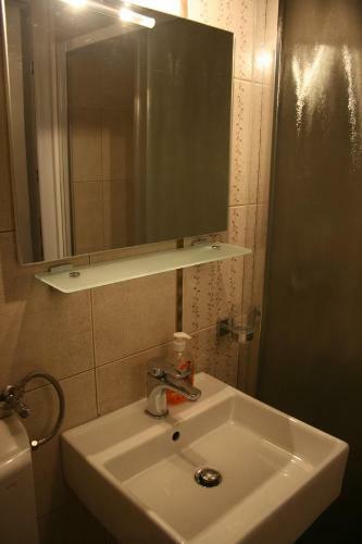 Hostal Villa Tajra Nur