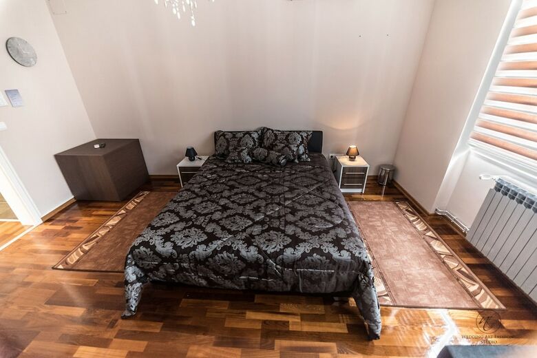 Hostal Suites Donna