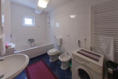 Hostal Guesthouse Rota
