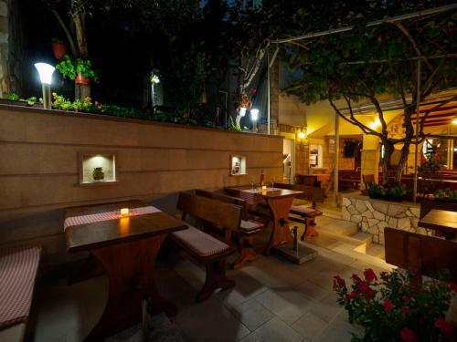 Apartments Villadom