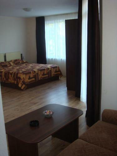 Hostal Guesthouse Tanya
