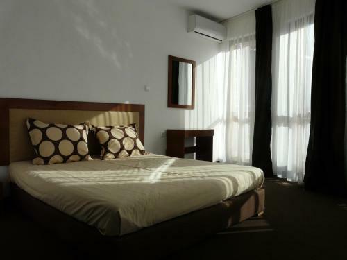 Hostal Yuliya Guest House