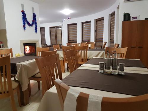 Hostal Yuliya Guest House