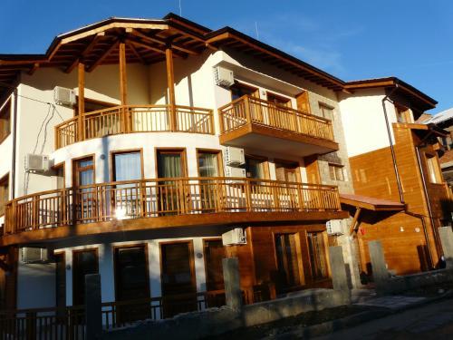 Hostal Yuliya Guest House