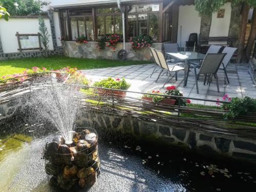 Hostal Guest House Via