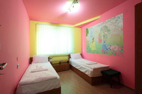 Hostal Elpida Guest House