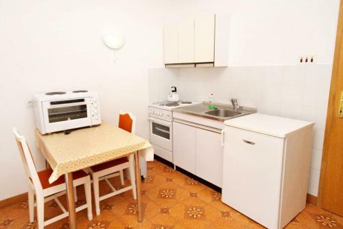 Apartment Selce 5496a